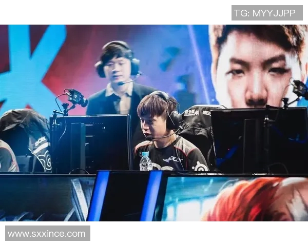 对话杨娜：回顾她在英雄联盟职业生涯中的挑战与成就