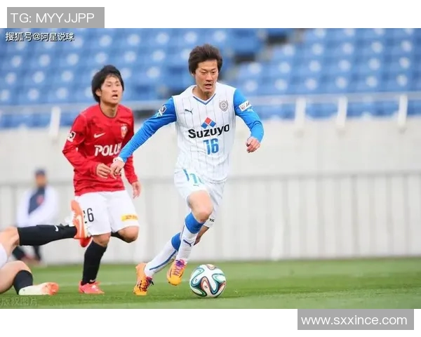 横兵水手与清水鼓动的激烈对决展现足球魅力与团队精神的巅峰对抗