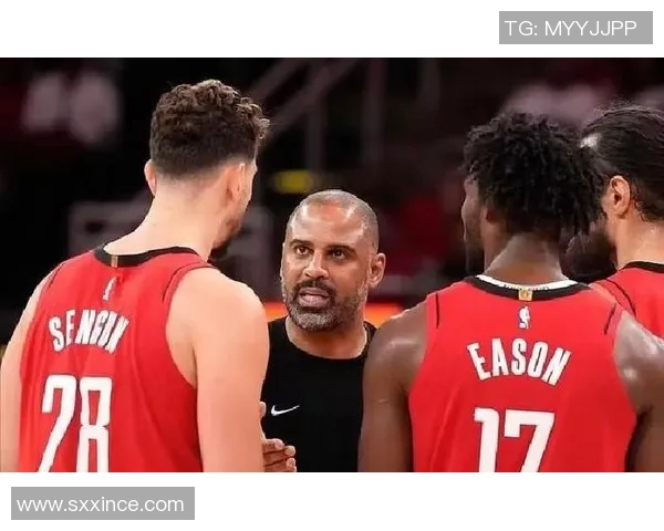 火箭队与猛龙队精彩对决分析及国外网站最新动态分享