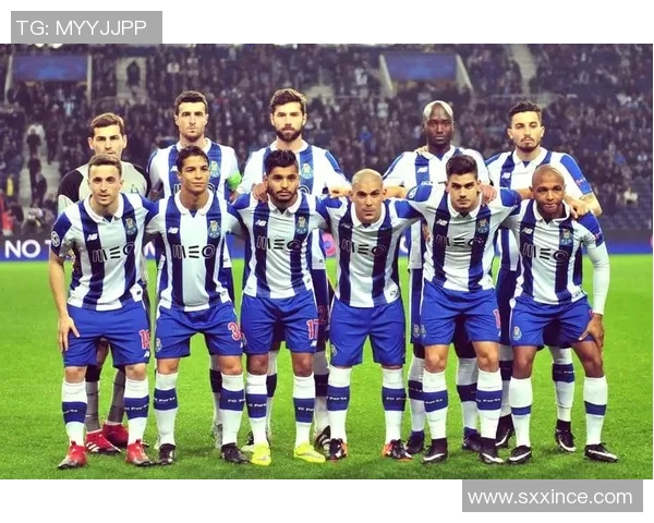 贝西克与里昂最新比赛结果揭晓双方表现分析与精彩瞬间回顾