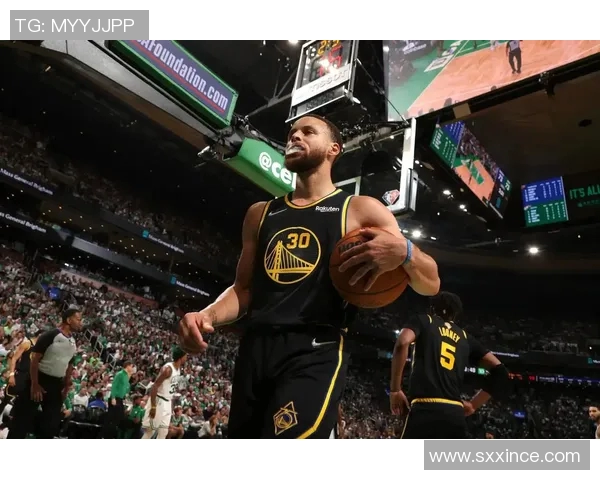 勇士与凯尔特人精彩对决录像回放赛场瞬间不容错过