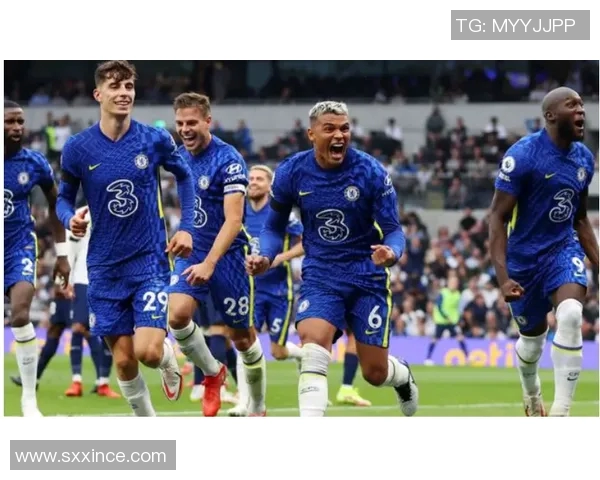 切尔西与慢斯特激战正酣谁能在这场对决中笑到最后 切尔西与慢斯特激战正酣谁能在这场对决中笑到最后