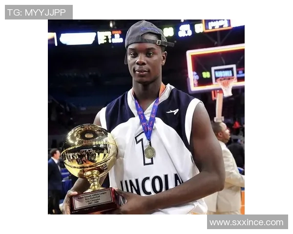 贾莫兰特：从天赋异禀到领袖之路的篮球传奇成长记