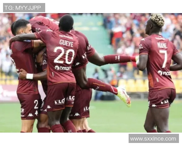 梅斯主场迎战巴斯蒂亚双方争夺关键三分的激烈对决 梅斯主场迎战巴斯蒂亚双方争夺关键三分的激烈对决