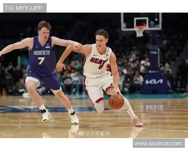 雷霆与魔术在NBA夏季联赛中激战正酣新星表现引人瞩目