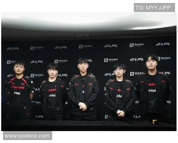 热议DOTA2JDG战队如何通过比赛经验变革提升整体实力与战术水平